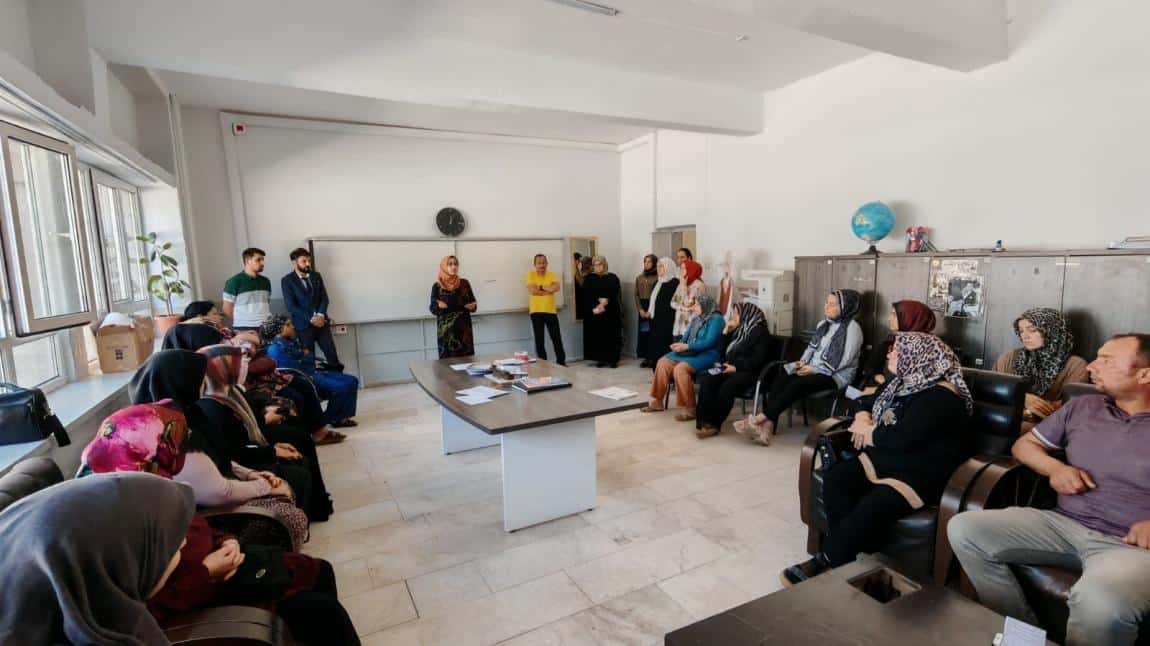 2025-2026 EĞİTİM ÖĞRETİM YILI SENE BAŞI VELİ TOPLANTISI GERÇEKLEŞTİRİLDİ